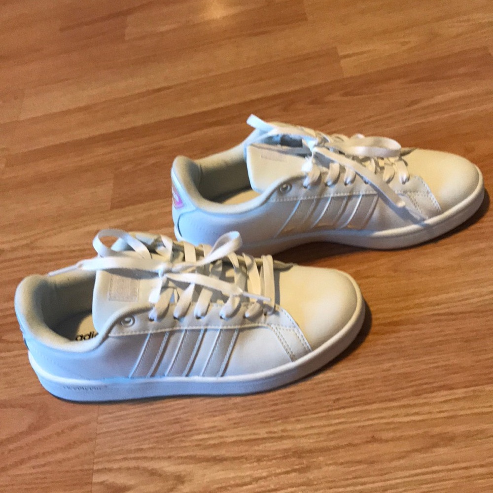 Adidas Neo Cloudfoam womens shoe